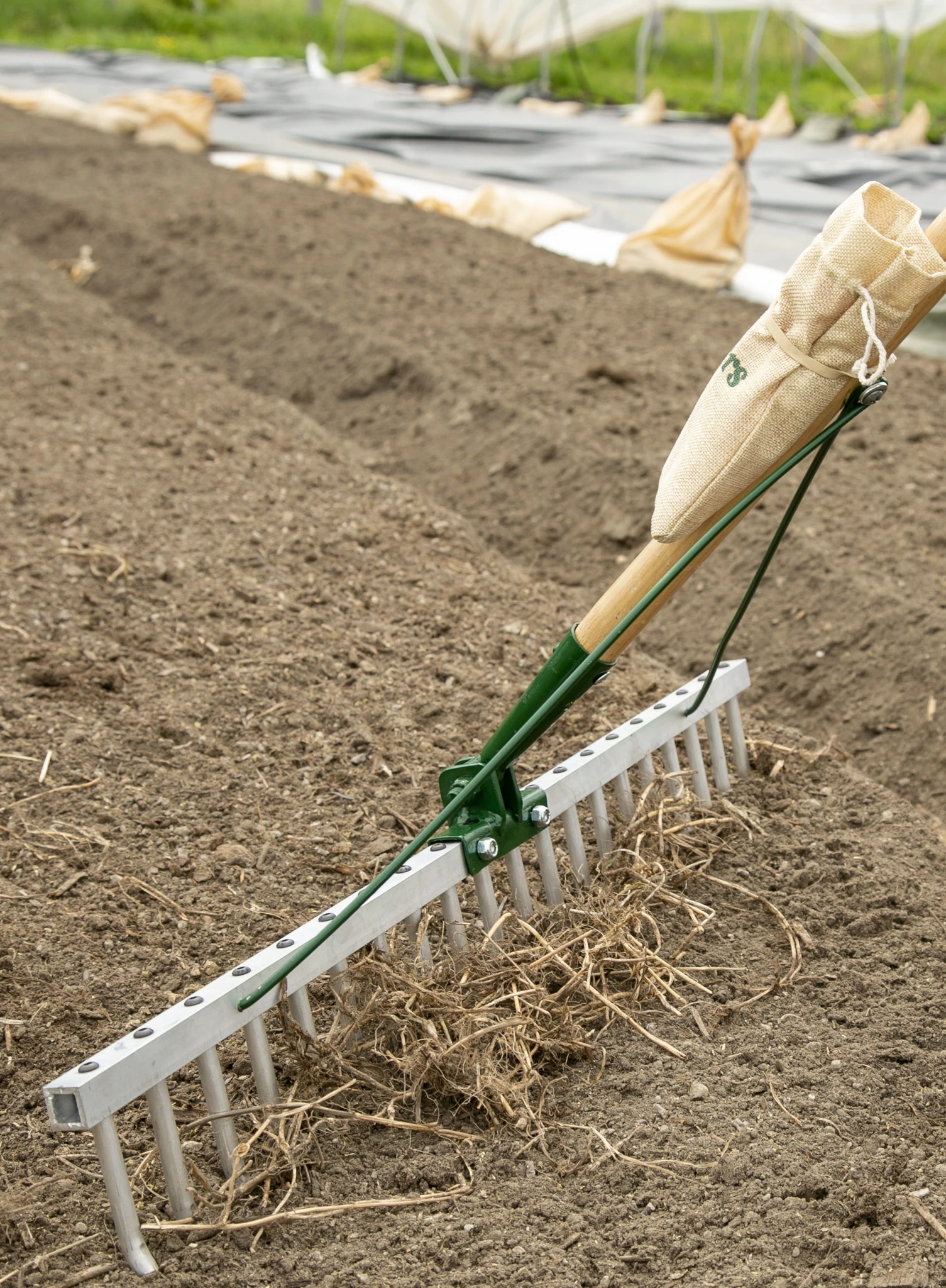 Bed preparation rake deals